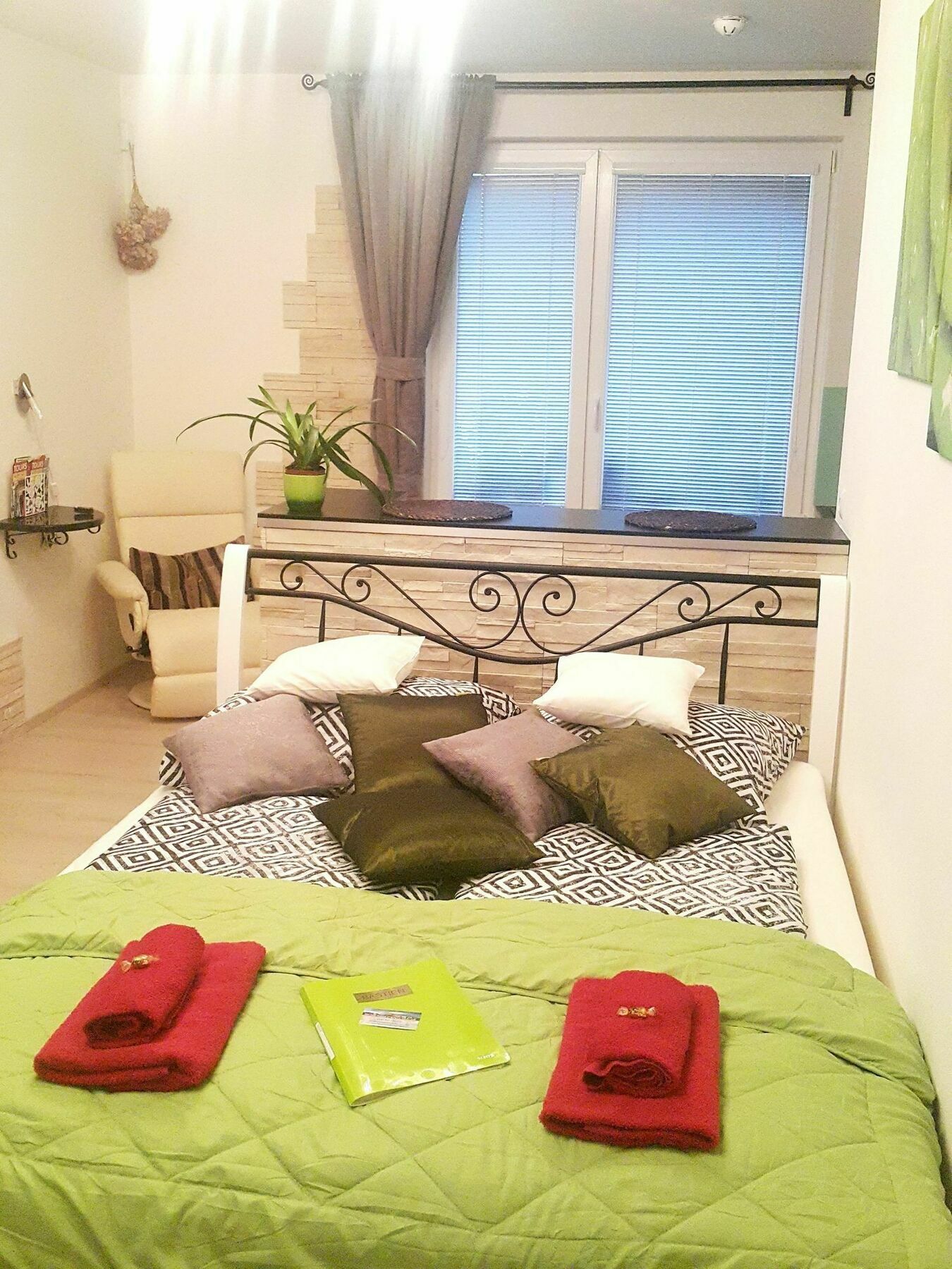 Bastien Studio near Airport Praga Exterior foto