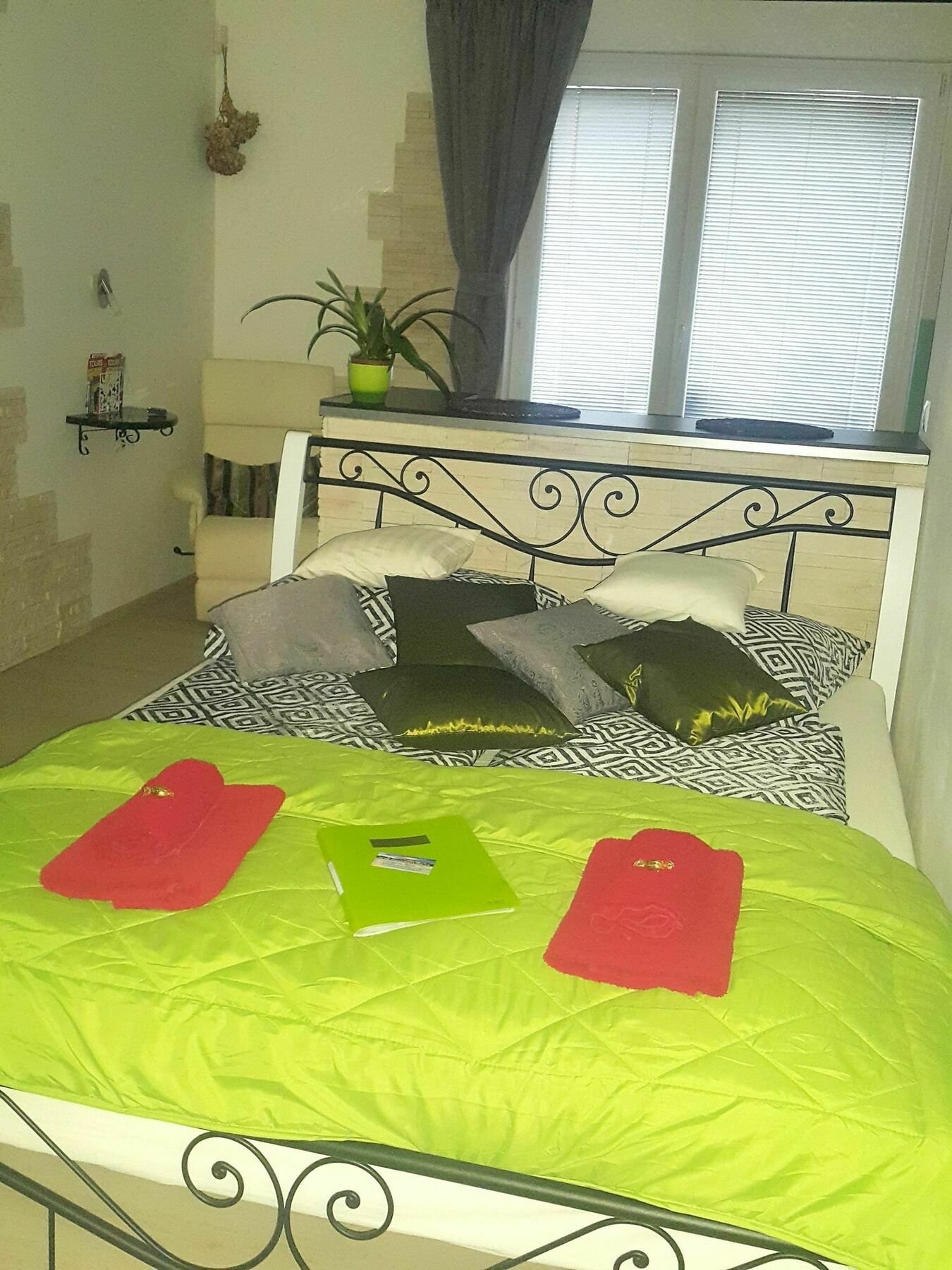 Bastien Studio near Airport Praga Exterior foto